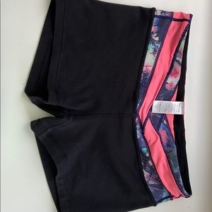 Ivivva reversible spandex shorts